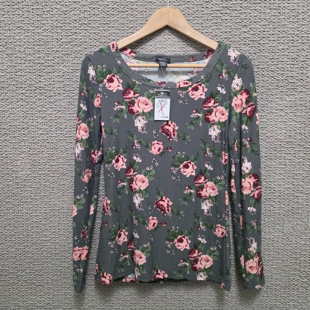 NWT RUE21 Women's Gray Pink Rose Floral Long Sleeve Scoop Neck Top Size L